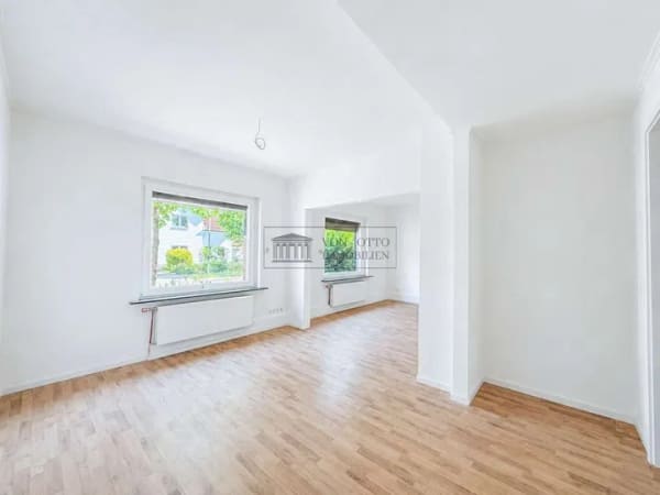 Immobilie in Ahrensburg - Modernisiert: Zweifamilienhaus in Ahrensburg - Bild 4
