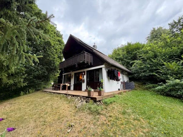 Immobilie in Frankenau - Liebevoll renovierte Ferienhaus in der Nähe des Edersee und Nationalpark Kellerwald Edersee - Bild 2