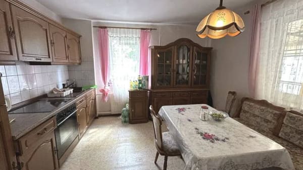 Immobilie in Zörbig - Viel Platz für Ihre Ideen - Doppelhaushälfte mit Nebengebäuden und Garten - Bild 4