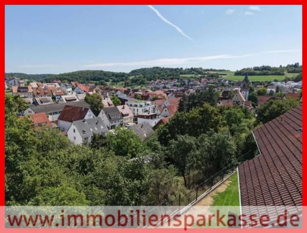 Immobilie in Gechingen - Über den Dächern von Gechingen - traumhafter Weitblick inklusive! - Bild 0