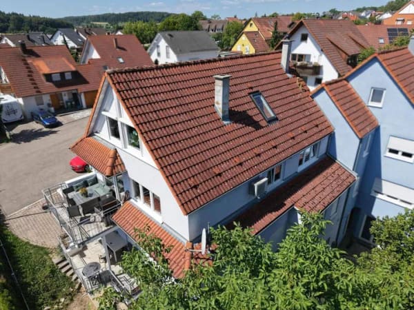 Immobilie in Gechingen - Über den Dächern von Gechingen - traumhafter Weitblick inklusive! - Bild 2