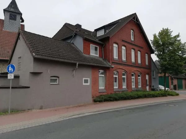 Immobilie in Sehnde - Mehrgenerationenhaus mit 17 Zimmern in Sehnde - Bild 0