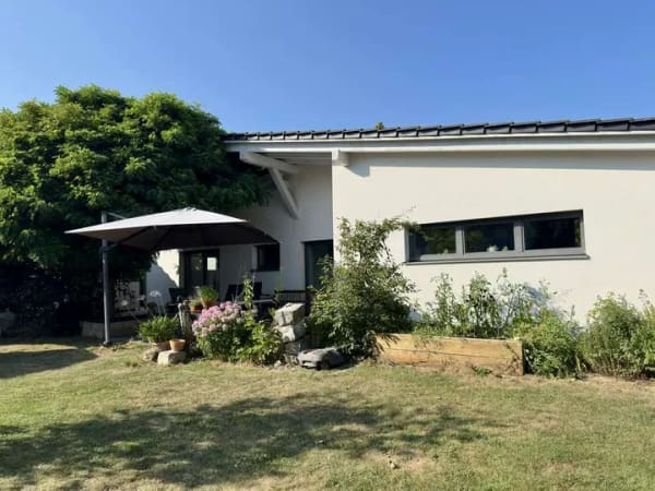 Immobilie in Haselbach - Exklusives Architektenhaus mit hochwertiger Ausstattung - Bild 0
