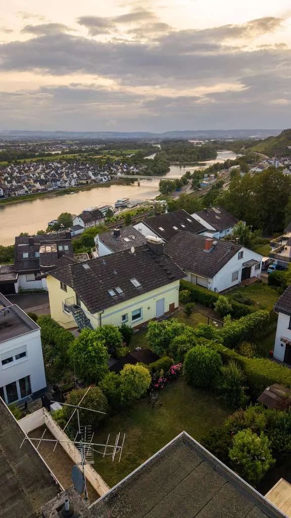 Immobilie in Vallendar - Einfamilienhaus mit Einliegerwohnung in bester Blicklage - Bild 0