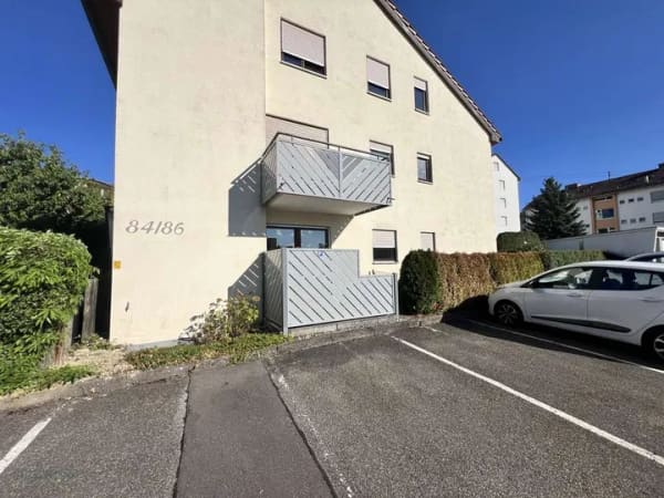 Immobilie in Wernau (Neckar) - Helle 1,5-Zimmer-Wohnung mit eigener Terrasse und Stellplatz in Wernau - Bild 0