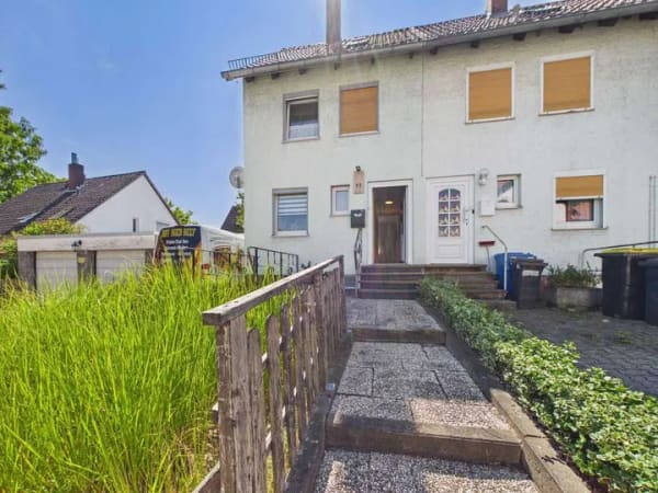 Immobilie in Seesen - Reihenendhaus mit Garage, Terrasse & Ausbaufläche - Bild 0