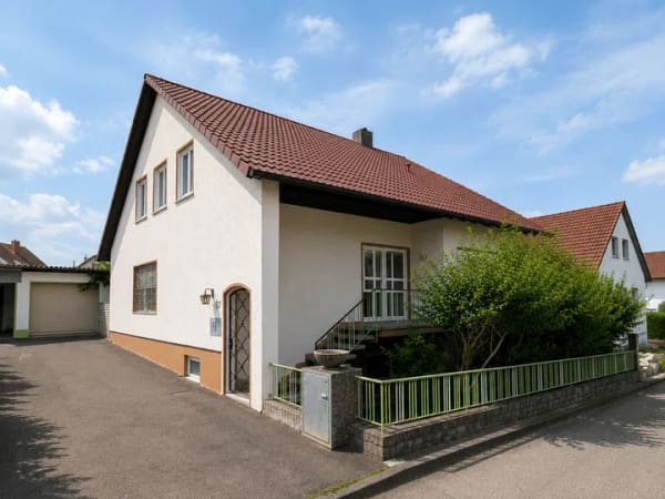 Immobilie in Denkingen - Familientraum mit Potenzial – freistehendes Einfamilienhaus in Denkingen - Bild 0