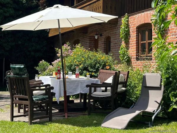 Immobilie in Wurmannsquick - *** Besichtigungstage Sa. 22. & So. 23.08.2026 *** Sanierter Vierseithof - 11.500m² Wiese/Wald/Bach 320m² Wohnfläche + 500m² Nutz- und Nebenfl - Bild 3