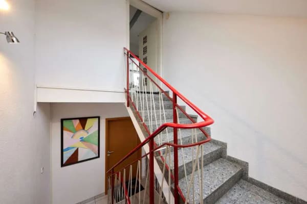 Immobilie in Wolfschlugen - Schönes 3 Familienhaus (ca. 236m²)- renoviert, in guter Lage von Wolfschlugen - Bild 3