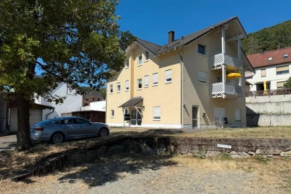 Immobilie in Kirn - 5 Familienhaus in Kirn-Sulzbach mit Separaten Baugrundstück - Bild 0
