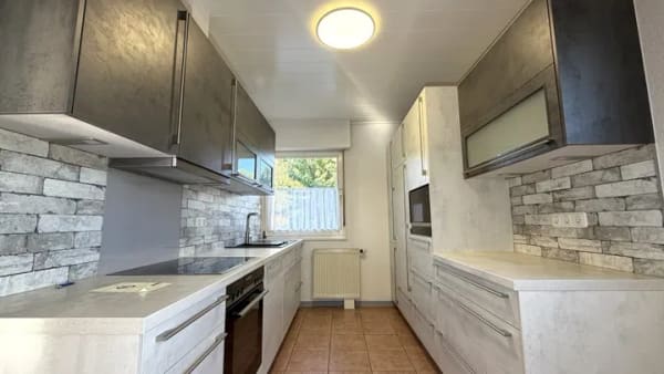 Immobilie in Nidderau - Großzügiges Einfamilienhaus mit Einliegerwohnung – viel Platz für individuelle Wohnkonzepte - Bild 4