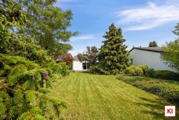 Immobilie in Alling - Viel Platz, viel Grün, viele Möglichkeiten – Bungalow mit Aufstockungsmöglichkeit - Bild 0