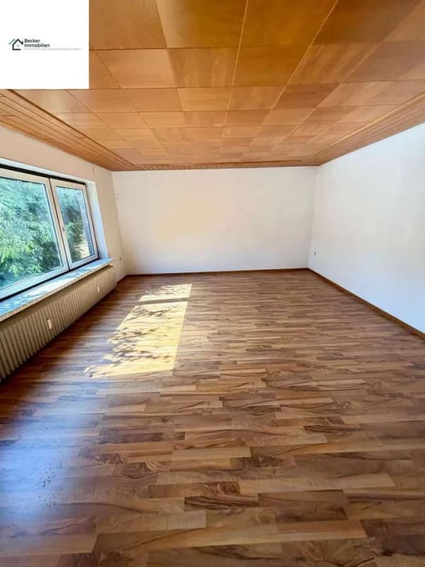 Immobilie in Jever - Einfamilienhaus mit Potenzial - Bild 3