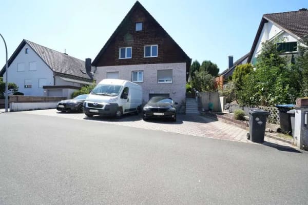 Immobilie in Forchheim - Großzügige 4-Zimmer-DG-Wohnung mit Westbalkon, Spitzboden und Gartenmitbenutzung in Forchheim - Bild 0