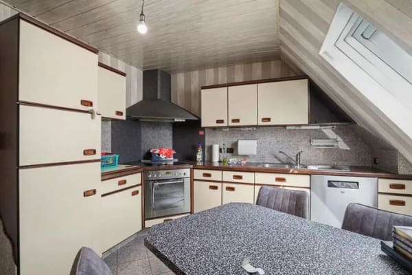 Immobilie in Forchheim - Großzügige 4-Zimmer-DG-Wohnung mit Westbalkon, Spitzboden und Gartenmitbenutzung in Forchheim - Bild 4