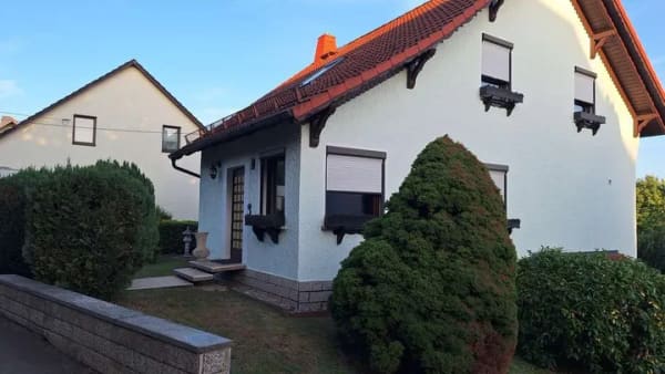 Immobilie in Römhild - Sehr gepflegtes Haus zu verkaufen - Bild 0