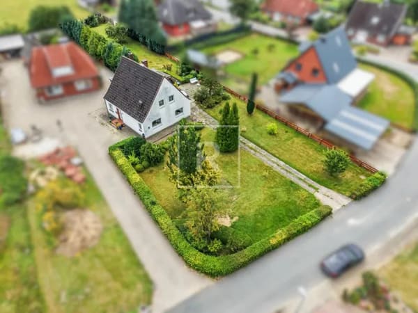 Immobilie in Poyenberg - Einfamilienhaus mit ca. 112 m² Wohnfläche in ruhiger Lage von Hennstedt! - Bild 0