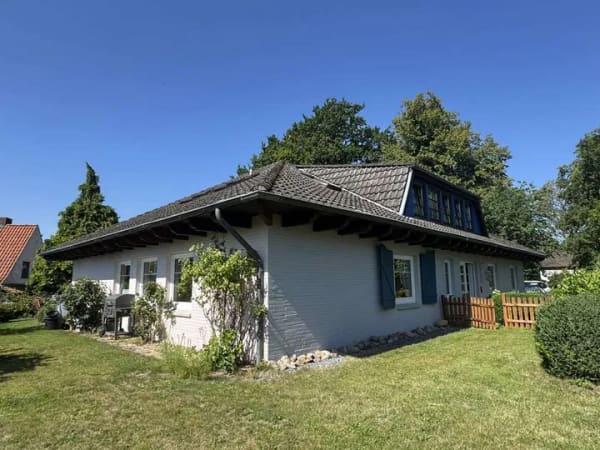 Immobilie in Schönwalde am Bungsberg - Schönwalde a.B. - Walmdachbungalow mit Einliegerwohnung - Bild 2
