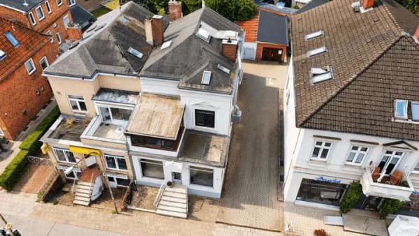 Immobilie in Lübeck - Entwicklungsstarkes Wohn- und Geschäftshaus in zentraler Lage von Lübeck - Bild 2