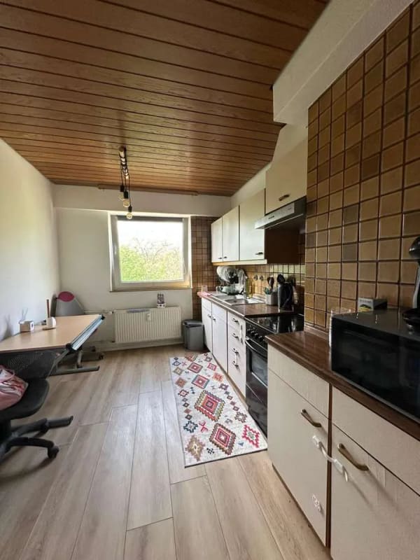 Immobilie in Kriftel - Provisionsfrei! Möblierte & große 3ZKB mit Balkon & modernem Bad zum Eigenbedarf oder  Kapitalanlage - Bild 2