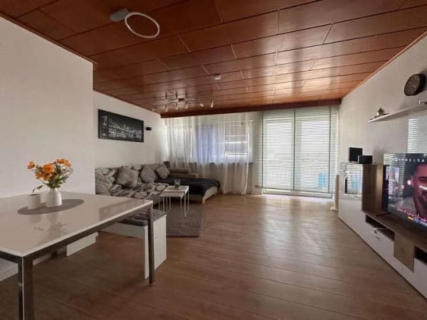 Immobilie in Kriftel - Provisionsfrei! Möblierte & große 3ZKB mit Balkon & modernem Bad zum Eigenbedarf oder  Kapitalanlage - Bild 4