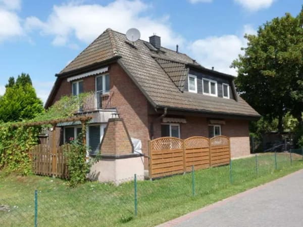 Immobilie in Sukow - +++ CHARMANTES EINFAMILIENHAUS IM ERWEITERTEM SPECKGÜRTEL VON SCHWERIN +++ - Bild 2