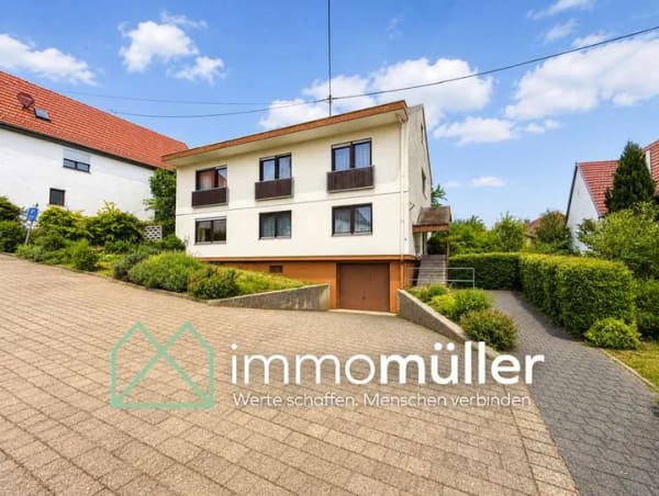 Immobilie in Kriegsfeld - Ein-/Zweifamilienhaus mit großem Grundstück und teilweisem Sanierungsbedarf in Kriegsfeld - Bild 0