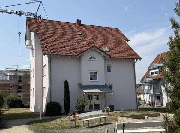 Immobilie in Mengen - Charmante 3,5-Zimmer-Maisonettewohnung mit Loggia und Balkon sowie Tiefgaragenstellplatz in Mengen - Bild 0