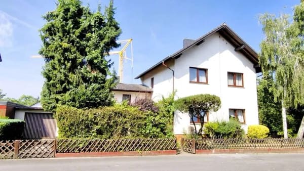 Immobilie in Hennef (Sieg) - Hennef-Top Lage! Einfamilienhaus mit Potenzial; sofort verfügbar! - Bild 0