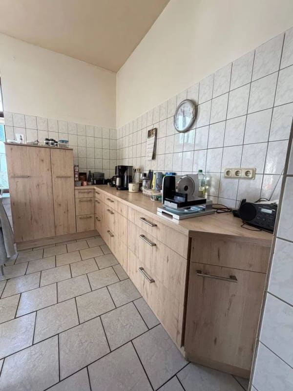 Immobilie in Schloßvippach - Sanierungsbedürftiges Mehrfamilienhaus mit Entwicklungspotenzial - Bild 1