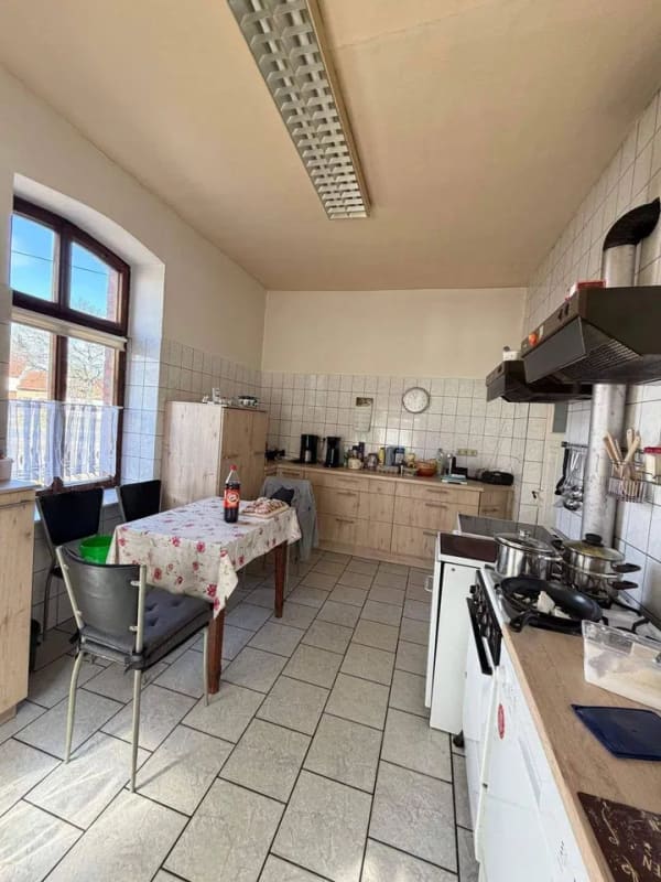 Immobilie in Schloßvippach - Sanierungsbedürftiges Mehrfamilienhaus mit Entwicklungspotenzial - Bild 2