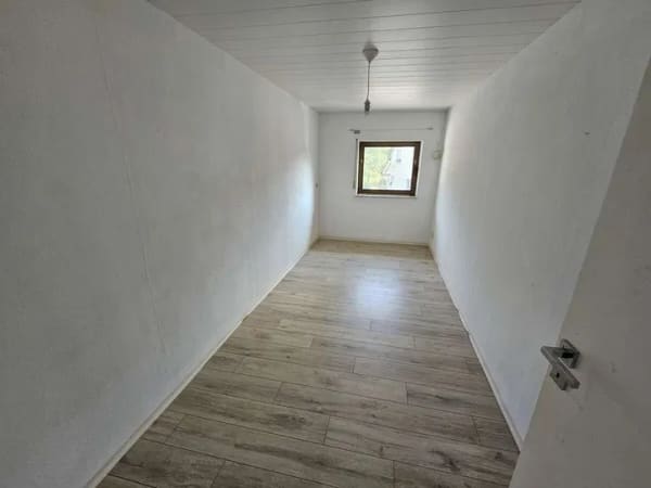 Immobilie in Schlier - Stadtnahes Landleben! 
Reihenmittelhaus in Unterankenreute - Bild 3