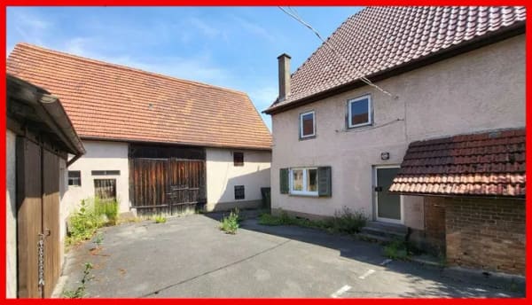 Immobilie in Eberdingen - Denkmalgeschütztes Einfamilienhaus mit Scheune und Schuppen - Bild 0