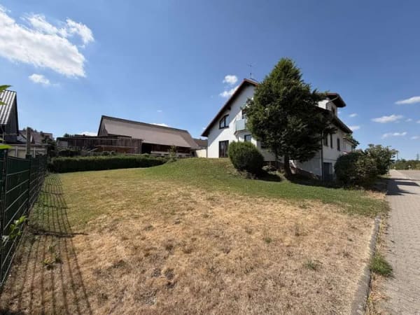 Immobilie in Zuzenhausen - Attraktives EFH mit ELW im Dachgeschoss und tollem Grundstück! - Bild 3