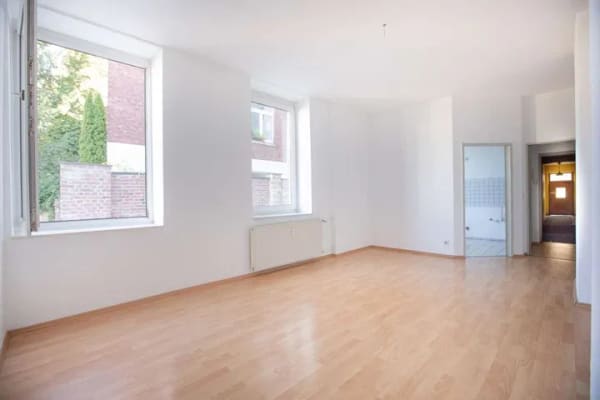 Immobilie in Aachen - Attraktive 1-Zimmer-Wohnung in zentraler Aachener Wohnlage – vollständig renoviert - Bild 3