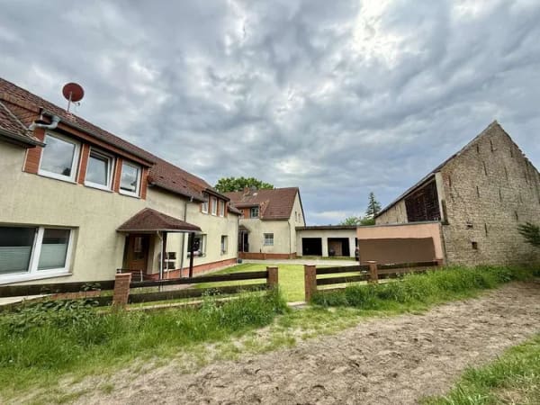 Immobilie in Trebbin - Neue Konditionen I 6 Wohnungen I Renditewunder: XXL Ausbaureserve Scheune I Werkstatt I Garagen - Bild 0