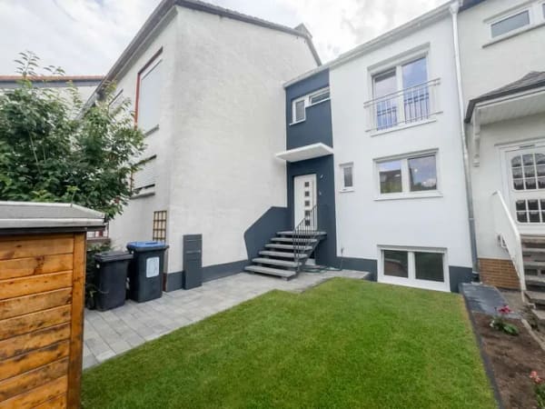 Immobilie in Wehrheim - Erstbezug nach Kernsanierung – großzügiges 6-Zimmer-Haus mit Garten in Wehrheim - Bild 0