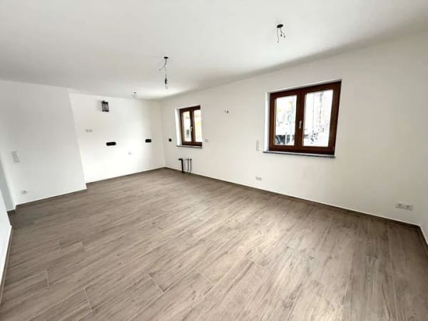 Immobilie in Grabenstätt - Attraktive barrierefreie EG 2-Zimmer-Eigentumswohnung - Neubau - TG - Aufzug - Garten - Bild 3
