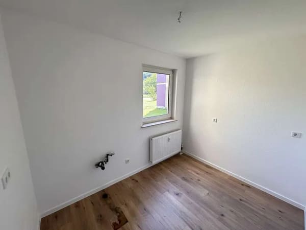 Immobilie in Marsberg - Renovierte 2-Zimmer-Eigentumswohnung mit Balkon in ruhiger und zentraler Lage in Marsberg - Bild 4