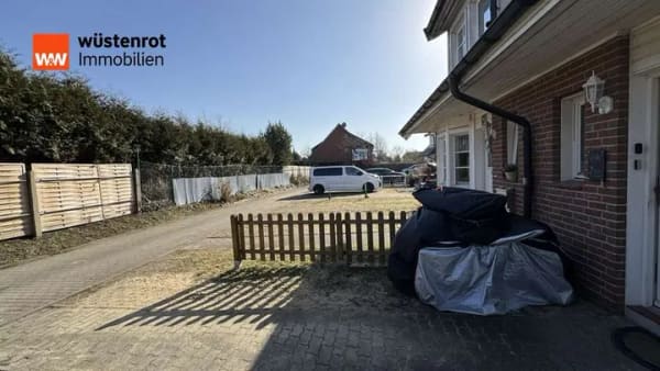Immobilie in Sanitz - WOW ! Raumwunder - Eigentum statt Miete - RMH kurz vor den Toren Rostocks sucht SIE - Bild 1