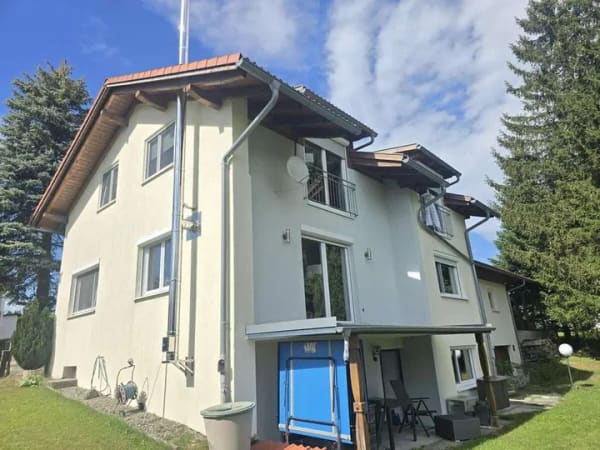 Immobilie in Opfenbach - Garten und Platz für Hobbies
Freistehendes Wohnhaus in Wigratzbad - Bild 1