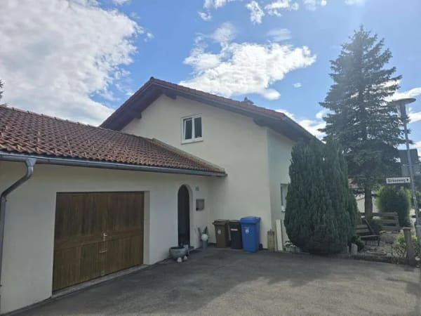 Immobilie in Opfenbach - Garten und Platz für Hobbies
Freistehendes Wohnhaus in Wigratzbad - Bild 4