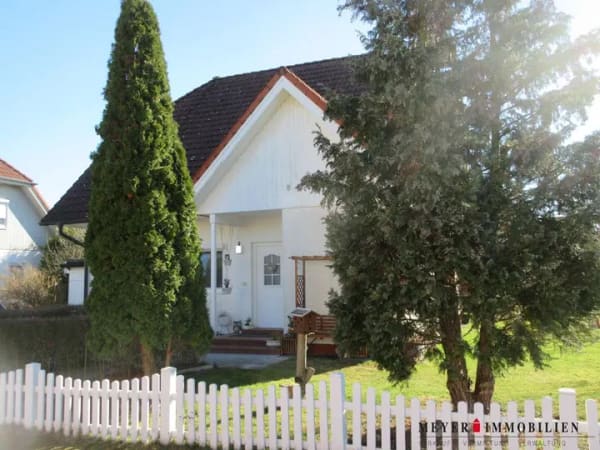 Immobilie in Lübben (Spreewald) - Großzügig aufgeteiltes Einfamilienhaus in Spreenähe - als Kapitalanlage oder für das eigene Zuhause - Bild 1
