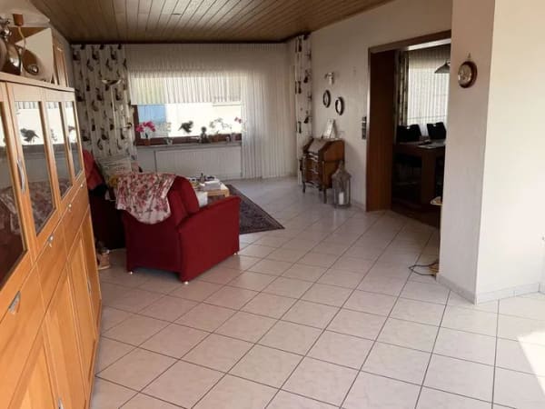 Immobilie in Eitelborn - Eitelborn- Großzügiges Ein-Zweifamilienhaus in zentraler Lage von Eitelborn - Bild 2