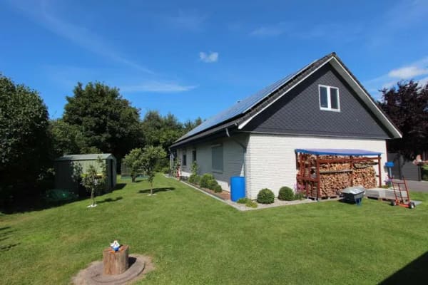 Immobilie in Sprakebüll - Bevorzugtes Wohnen zur ebenen Erde in Sackgassenendlage - EFH mit Garage, Wärmepumpe und PV-Anlage - Bild 4