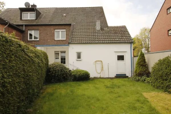 Immobilie in Nettetal - Einfamilienhaus mit Garten und Garage in beliebter Lage von Nettetal - Bild 0
