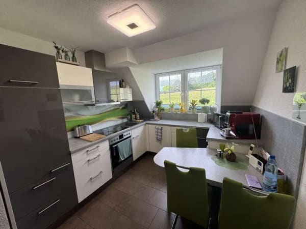 Immobilie in Scheibenberg - Toplage ! schicke 2 Zi Dachgeschossmaisonette & extra 33 m² Hobbyappartement, gr. Balkon - Bild 3