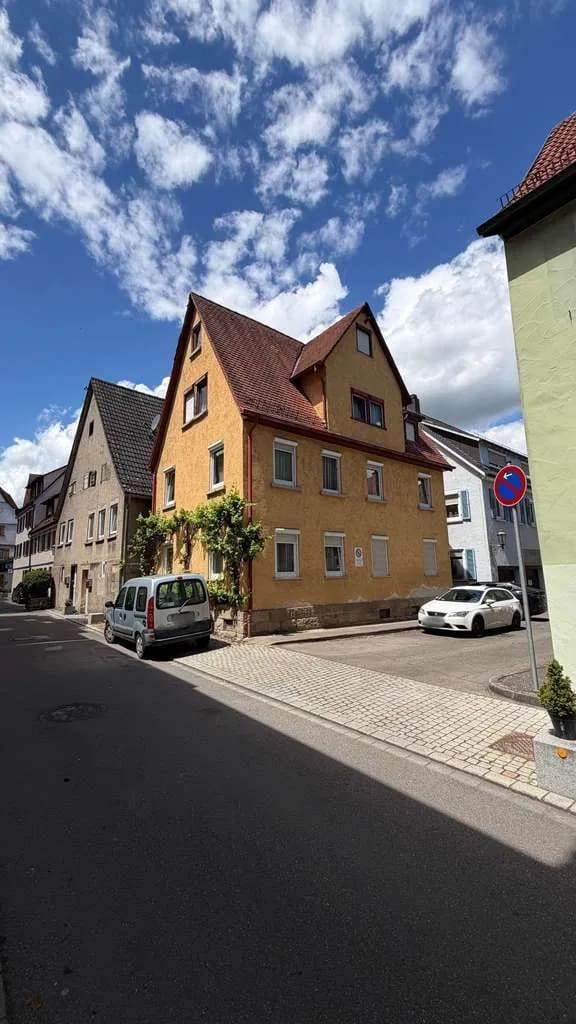 Immobilie in Rottenburg am Neckar - Innenstadt - Wohnhaus mit vielen Zimmern  - Bild 0