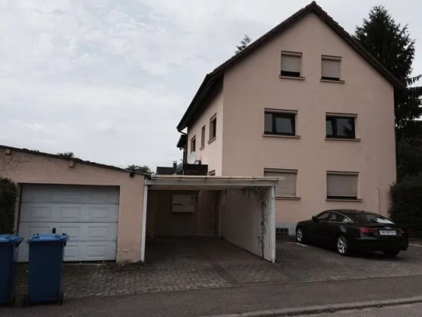 Immobilie in Grenzach-Wyhlen - Mehrfamilienhaus in guter Lage mit 4 Wohnungen in Grenzach-Wyhlen/Siedlung zu verkaufen.  - Bild 1