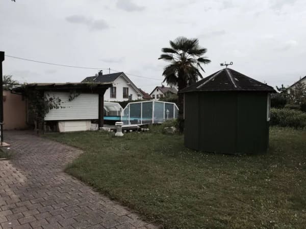 Immobilie in Grenzach-Wyhlen - Mehrfamilienhaus in guter Lage mit 4 Wohnungen in Grenzach-Wyhlen/Siedlung zu verkaufen.  - Bild 2